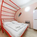Apartamento The Other Side - Spacious 3br With Jacuzzi And Private Sauna Budapest