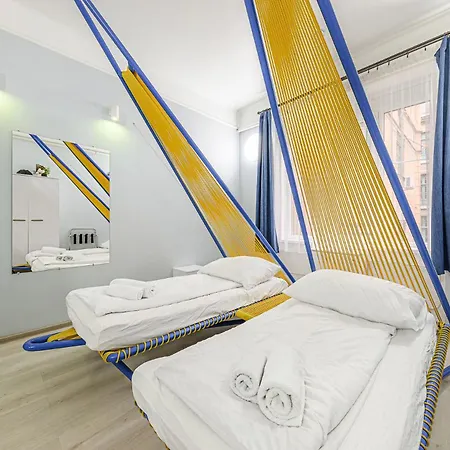 The Other Side - Spacious 3br With Jacuzzi And Private Sauna Apartman