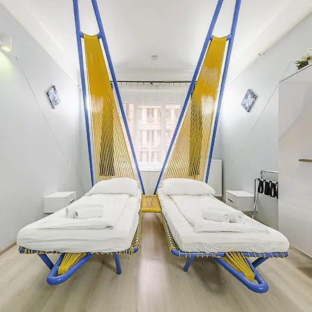The Other Side - Spacious 3br With Jacuzzi And Private Sauna * Budapesta