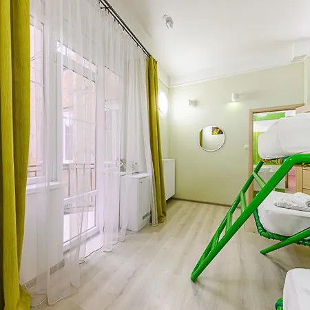 The Other Side - Spacious 3br With Jacuzzi And Private Sauna Budapest
