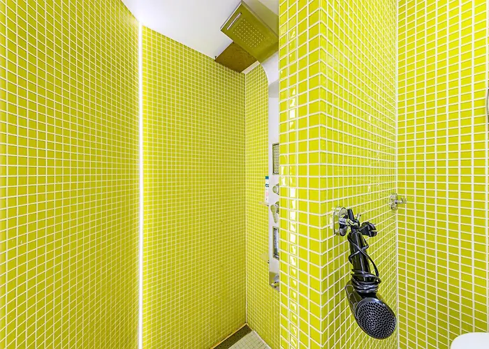 Appartement The Other Side - Spacious 3br With Jacuzzi And Private Sauna *