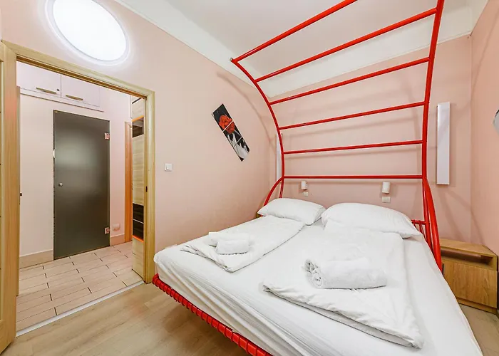 Apartmán The Other Side - Spacious 3br With Jacuzzi And Private Sauna *
