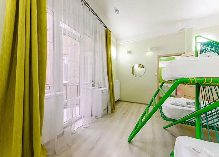 The Other Side - Spacious 3br With Jacuzzi And Private Sauna Budapest